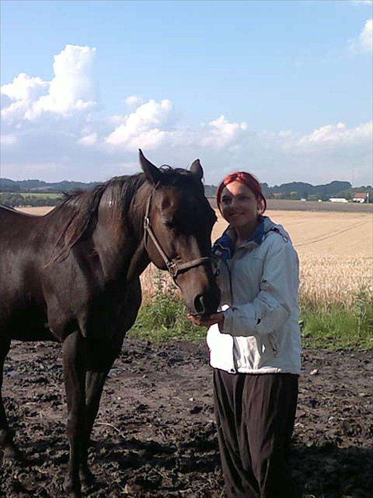 Traver Stelmach´s Callisto<3 - Velkommen til Callisto´s profil!
Bassen og mig!<3 billede 1