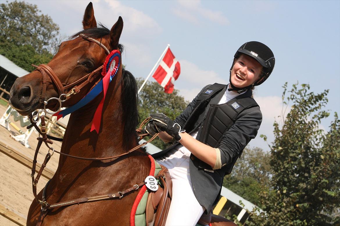 Anden særlig race Kyara *SEJE-REJE* - stolt ;b 0-fejl i LA , hendes anden :D <3 billede 7