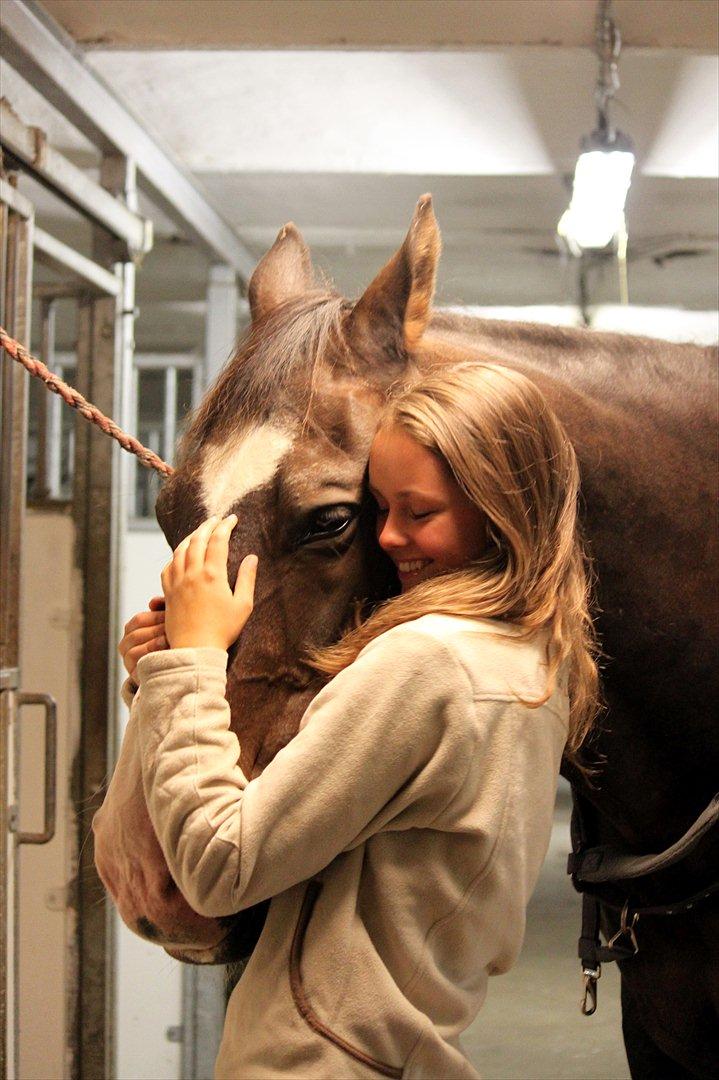 Oldenborg LARSEN - 02/09 - 2011: When I look at you, I see forgiveness. I see the truth <3 billede 1