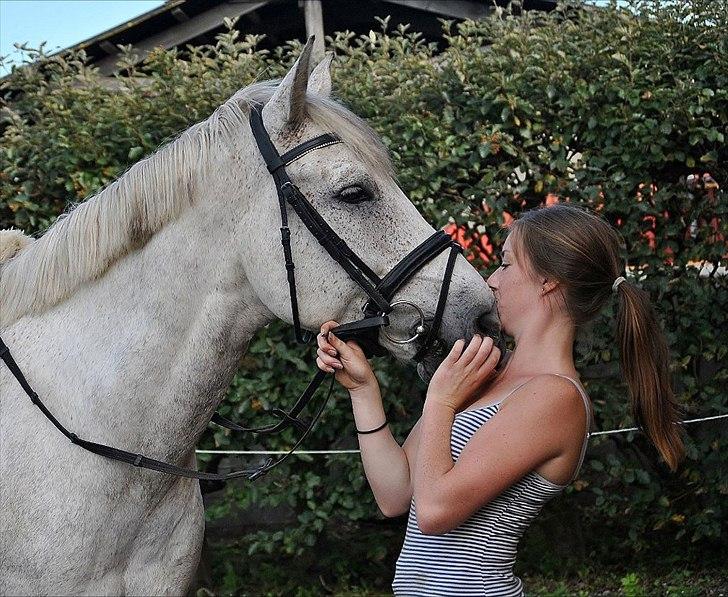Anden særlig race | Chello Højgård | - Verdens bedste ven :') billede 2