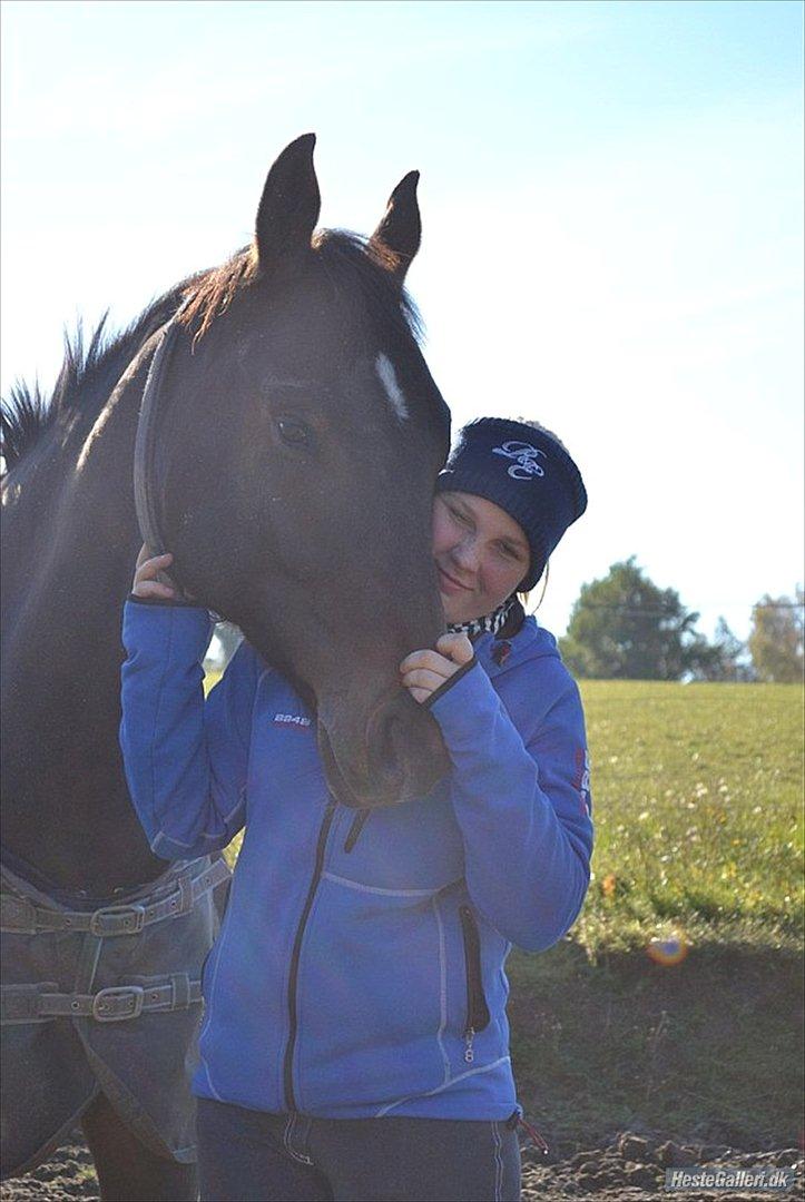 Anden særlig race Merlot R.I.P <3 - Merlot og mig på fold <3 Af Celina :) billedet 5 billede 5