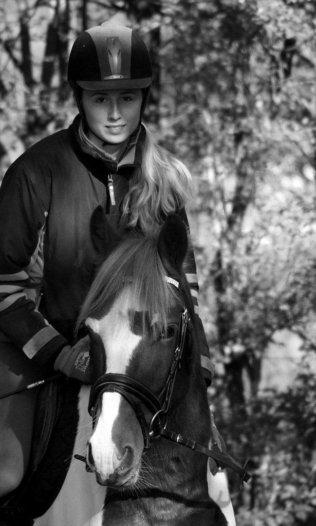 Pinto NM Pimento - Mit eventyr! - Alt andet i denne verden kan ændre sig, men vi vil altid være dem vi er! :-*<3 billede 5