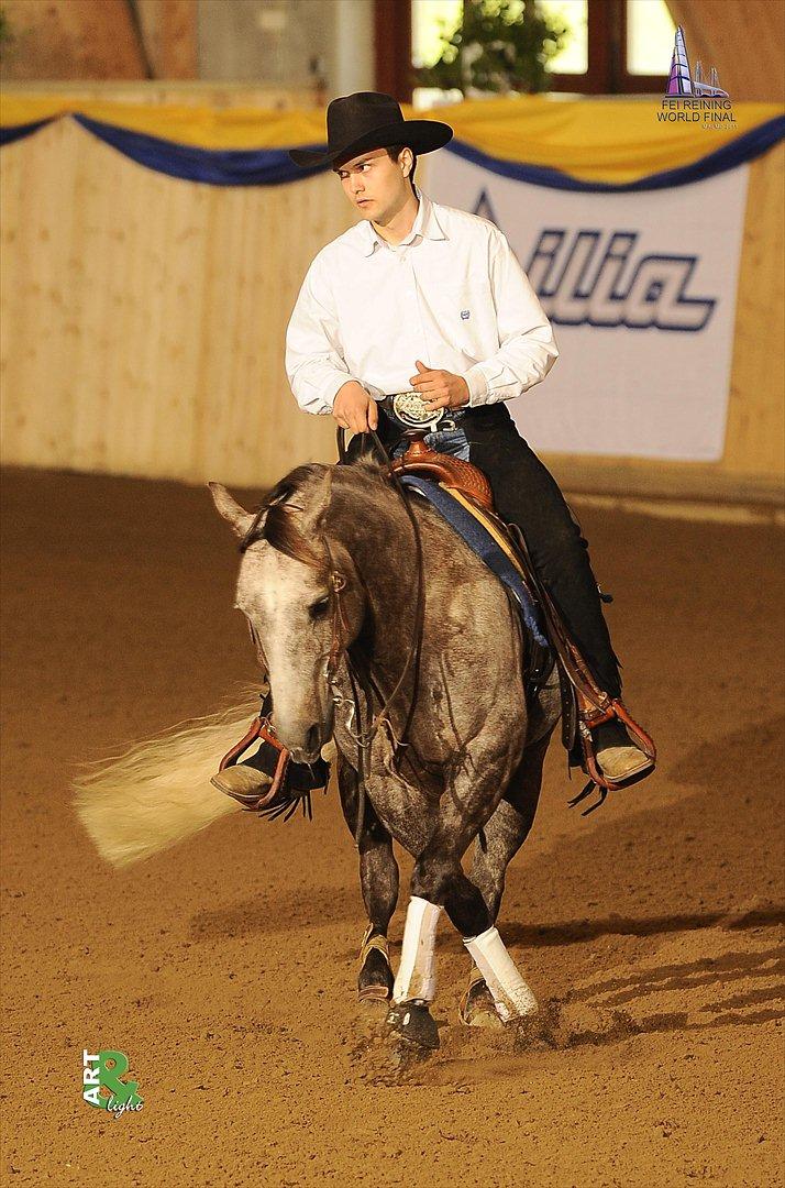 Quarter RT Smart Peppy Time - Patrick Capobianco & RT Smart Peppy Time at The FEI Reining World Fainal 2011.  billede 2