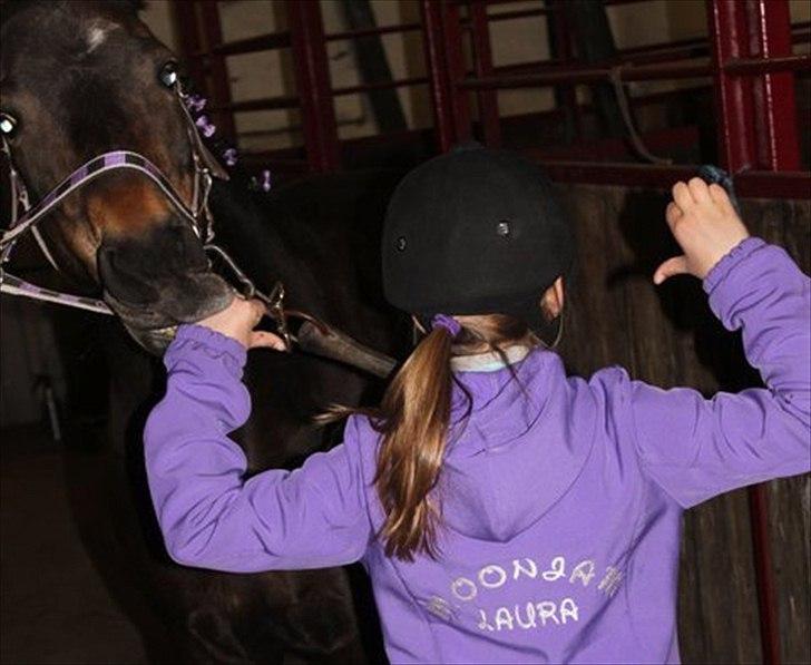 Anden særlig race Moonjam - Hun spiser mig!! :-D billede 9