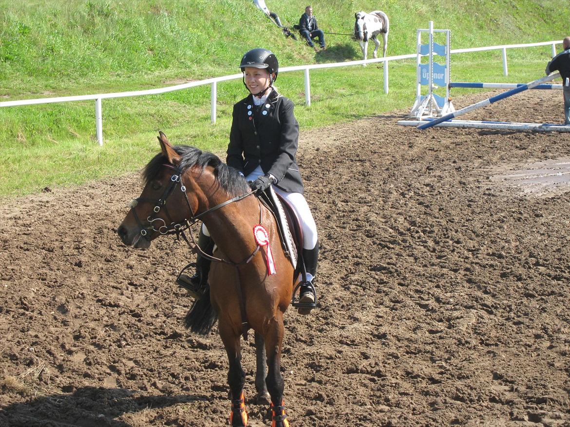 DSP Cassidy - Cassidy til præmie overrækkelse i Hadsund 1.plads! (-:   billede 6