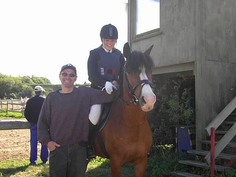 DSP Bæklunds Laredo (SOLGT) - Haha´ Farmand &&´ 0s xD . Inden vi skal til at 0pvarme til LC sprinq . billede 9