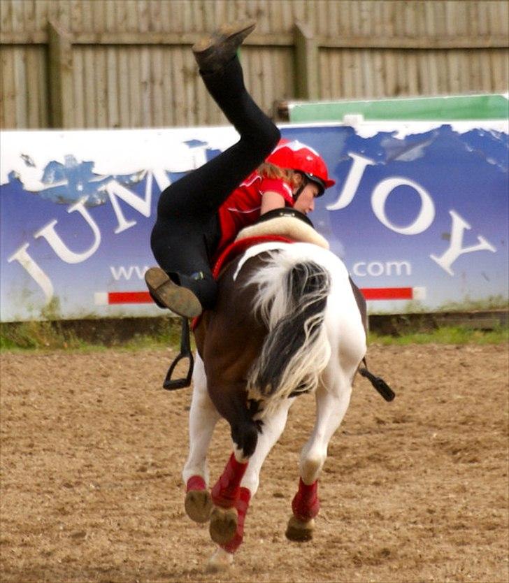 Lewitzer Gaspaspon II - Europamesterskabet med det Danske u17 Landshold 2010 i Wales :) billede 11