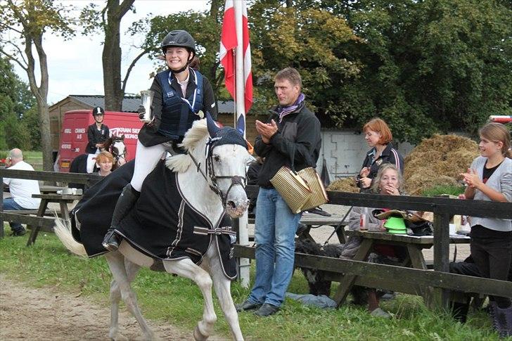 Anden særlig race Fantazy billede 11