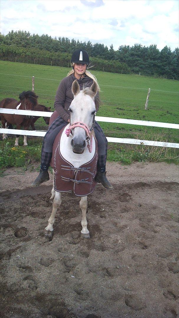 Anden særlig race Minka *Mit eventyr II-:* - ~ Billede 10 i: billede 10