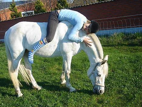 Anden særlig race » Miss Chili - solgt - Chili og mig ´på fold´ billede 10