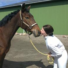 Anden særlig race Lindhovedgårdens Mona