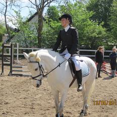 Connemara Columbine<3