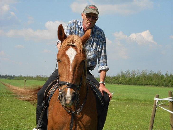 Sportsaraber (A) Lukas d 28 november Hvil i fred - Min elskede morfar<3 billede 9