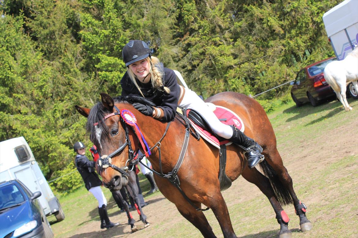 DSP Sa lee - Fra Søhøjlandets Cup i Gjern 2012

Det gik super godt, som i kan se ;)

Foto: Sanni/Søster
Maj-2012 billede 5