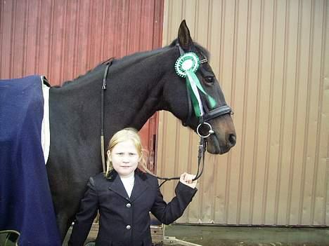 Anden særlig race Candy - Michelle som står med Candy efter et stævne, flere år siden. allerede der ville hun ha´ min hest. billede 11