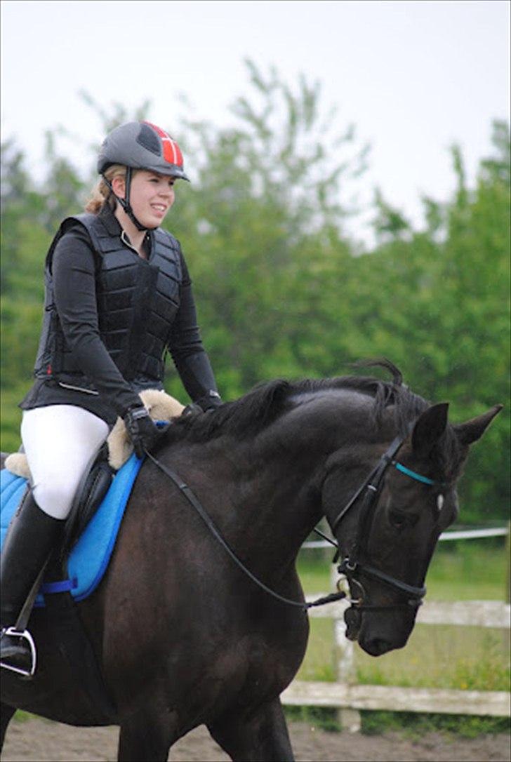 Anden særlig race Lucky - Part R.I.P billede 10