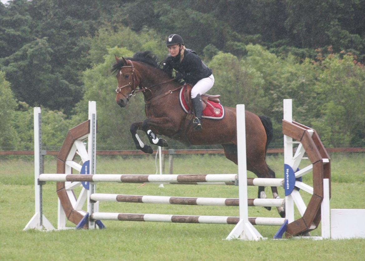 DSP Shamrocks Massa E Cozzile - 9-06/12 ~ først LB i GRK med Julia Pedersen på ryggen. fotograf: Malene Petersen billede 3