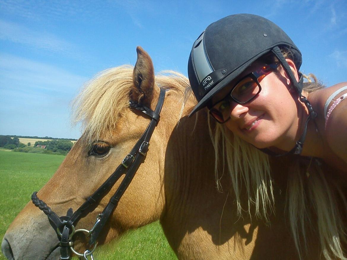 Islænder Audna **PRINSESSEN** - Så er vi på tur <3 du er sååå god en hest <3  billede 18