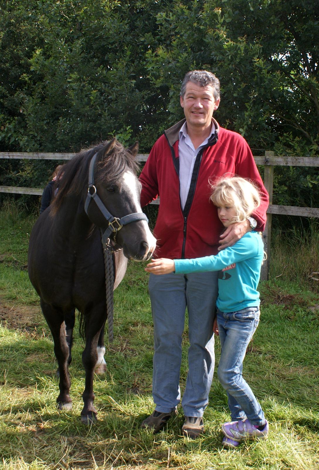 Anden særlig race Aslan - Aslan, far og Julie billede 9