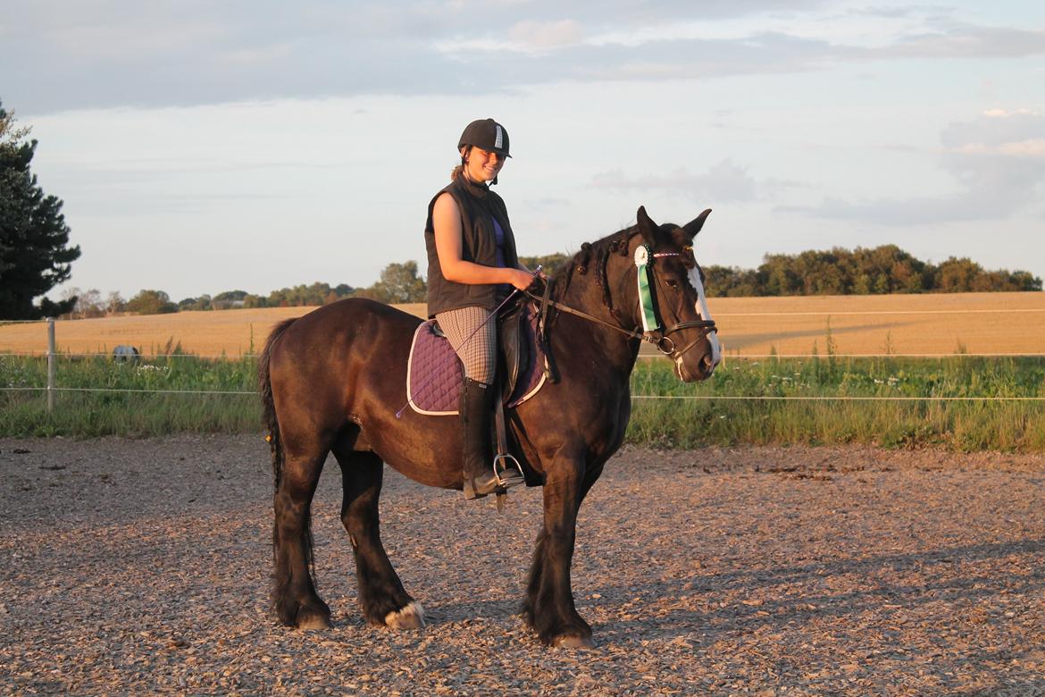 Tinker *Dronning Victoria* - Velkommen til Vikkes profil:)<3 Tredje plads!<3 Sådan Mulle :`) billede 1