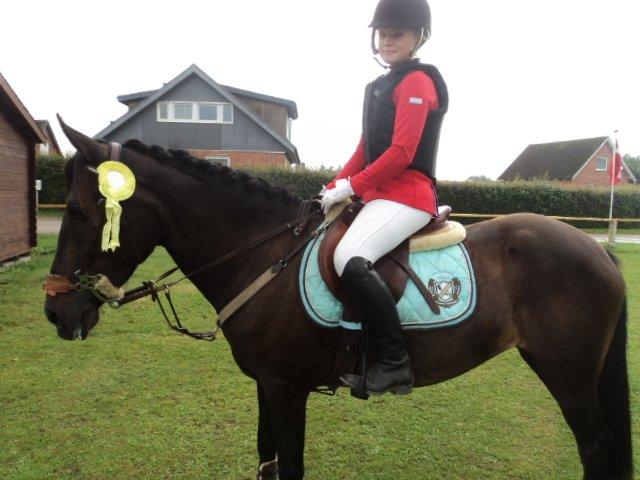 Anden særlig race Lundgaards Mulan SOLGT - wee, fejlfri runde og roset i LD :D billede 8