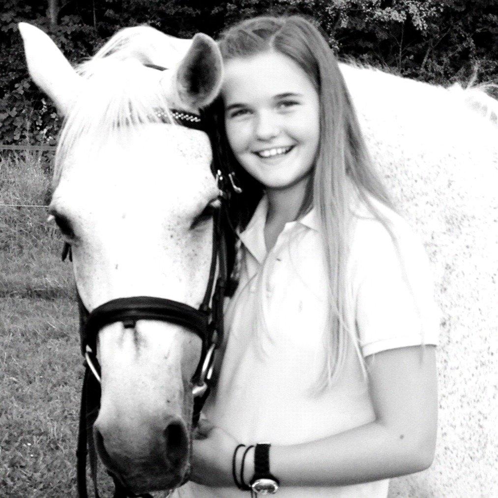 Anden særlig race Ronja  - Du er min sol du er min måne det er dig der lyser op i mit mørke det er dig der gør mig til den jeg er - Uden dig var der ingen mig. billede 5