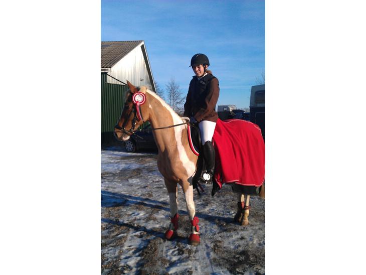 {{currentPhoto.altText}} billede {{currentPhoto.number}}