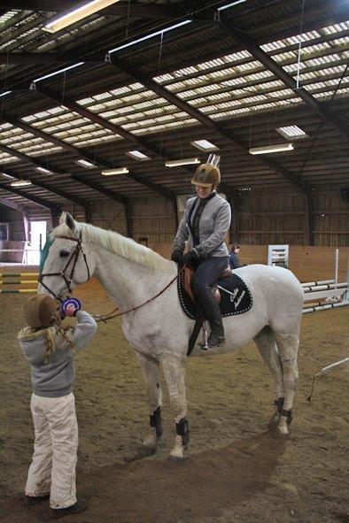 Dansk Varmblod Smirnoff (himmel hest <3) - spring stævne 2.plads(mors enste plassering på ham
lig gerne en kommentar possetive tak billede 12