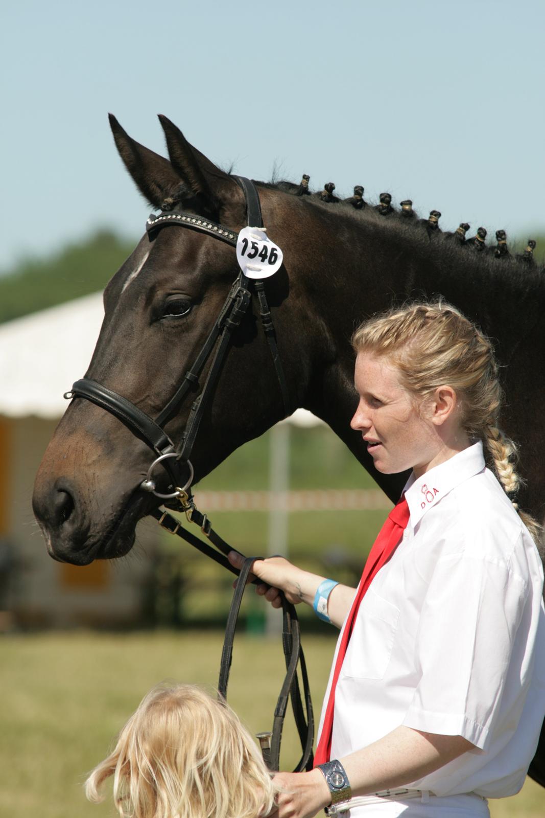 Oldenborg Adell af Vodagergård - Adell sammen med ny ejer Nina på Roskilde Dyrskue 2011. billede 20