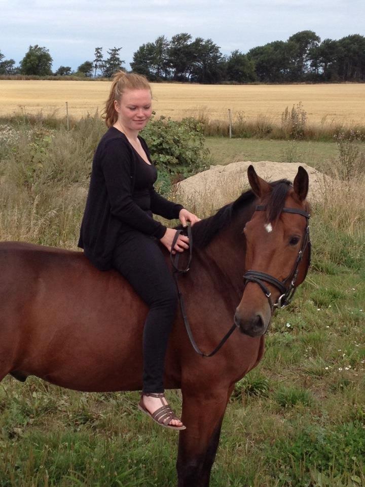 Oldenborg DA VINCI ALSTRUP - Slut 21 August 2012 :-( - Jeg vil altid elske dig af hele mit hjerte. <3
21 August 2012 - Sidste gang jeg sad på dig. :-( billede 1