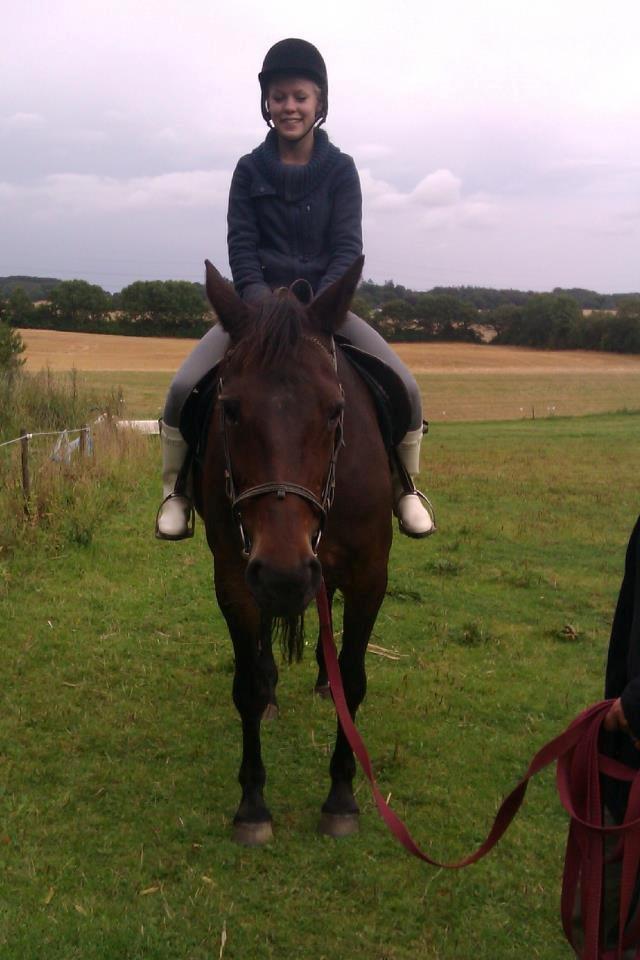 Anden særlig race Sarabi - Det her, var første gang jeg var oppe at sidde på Sarabi. billede 1