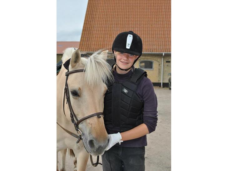 {{currentPhoto.altText}} billede {{currentPhoto.number}}