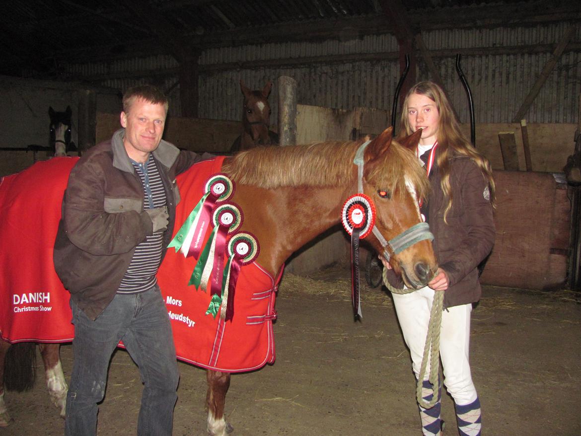 Anden særlig race Westergaard's Gabbi |B-PONY| Solgt - sidste stævne på prinsessen! og klager bestemt ikke... 1 af 57 i LA** & 3 i MB* Lørdag, så søndag 3 af 54 og en bom i MB fordi der var lidt flere tanker i hovedet end der skulle være!<3
Tak for ALLE de oplevelser du har givet mig skat! du den bedste ! billede 22