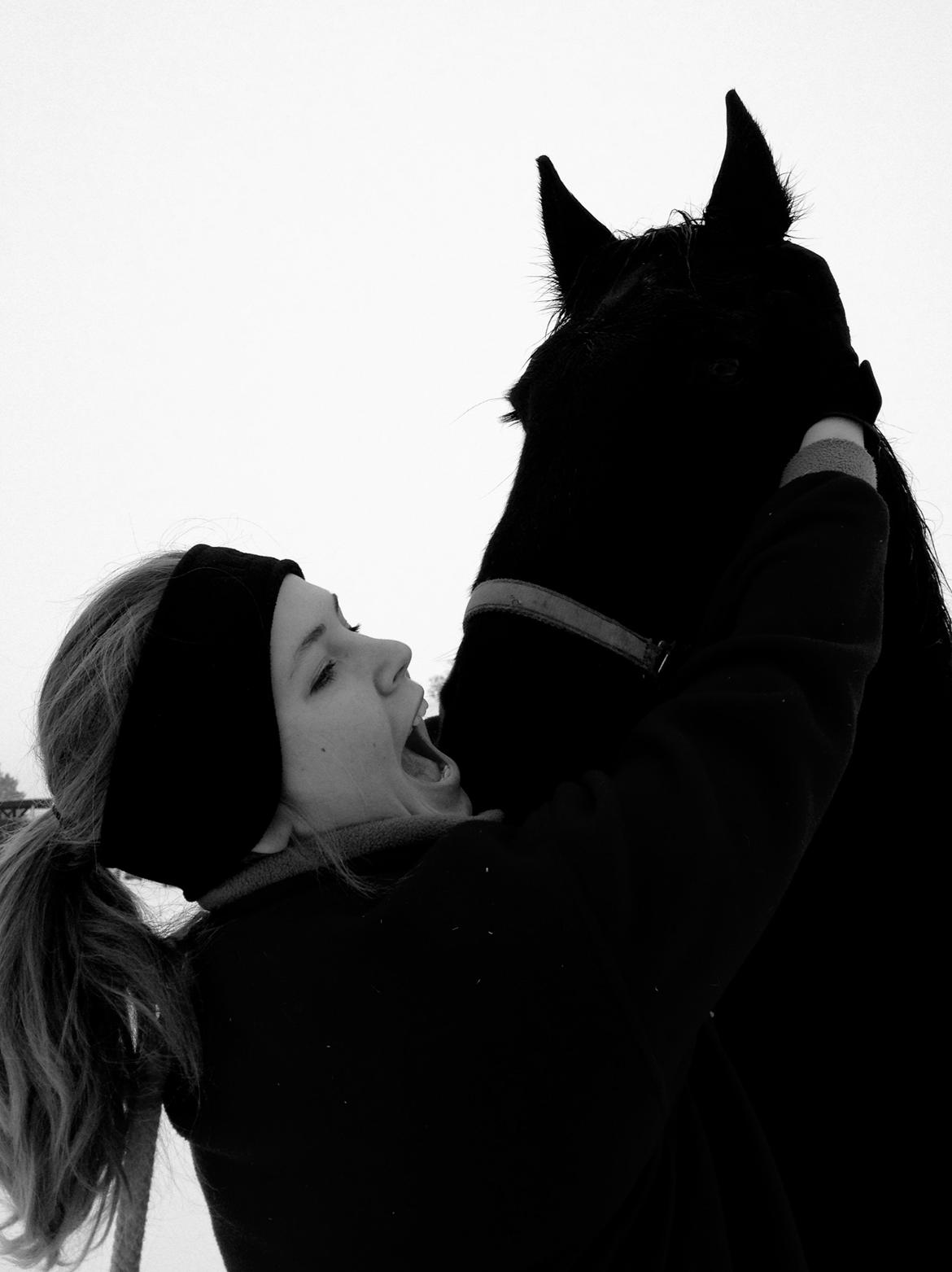 Frieser Altruida K. - Hæ, sjove stunder har vi også! :-) 
December, 2012 billede 15