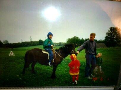 Shetlænder Bamse *R.I.P* 26/1 2012 :/ - Bamse som 'ung' ridepony :p
 billede 20