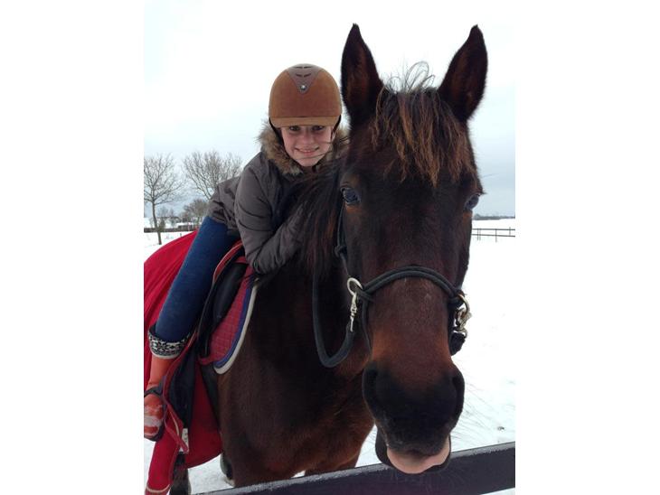 {{currentPhoto.altText}} billede {{currentPhoto.number}}