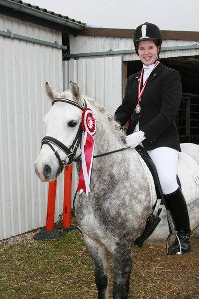 New Forest Firfod Brdr. Olsen - Olsen har 3 medaljer, bronze, sølv og guld. Det har han vundet i NF billede 8