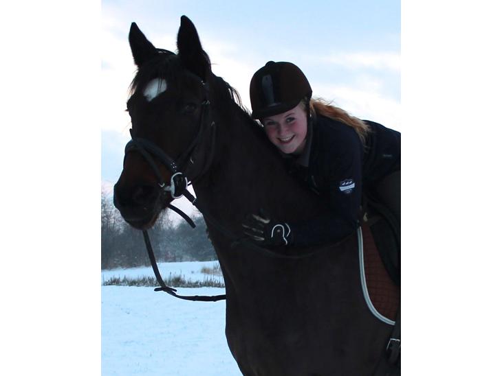 {{currentPhoto.altText}} billede {{currentPhoto.number}}