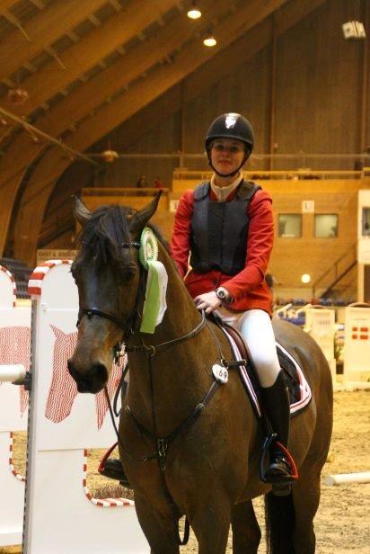 Dansk Varmblod Quatro - 1. afd af indendørs DM for junior 0 fejl 2 plads STJERNE!! <3 billede 4