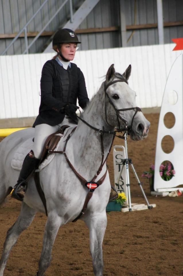 Holstener Cassie - Cassie i første La <3 billede 11