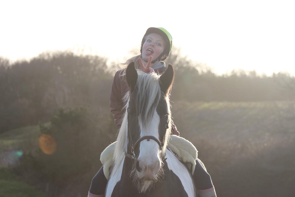 Tinker Madigan - jaae... vi hygger os :* <3 billede 9