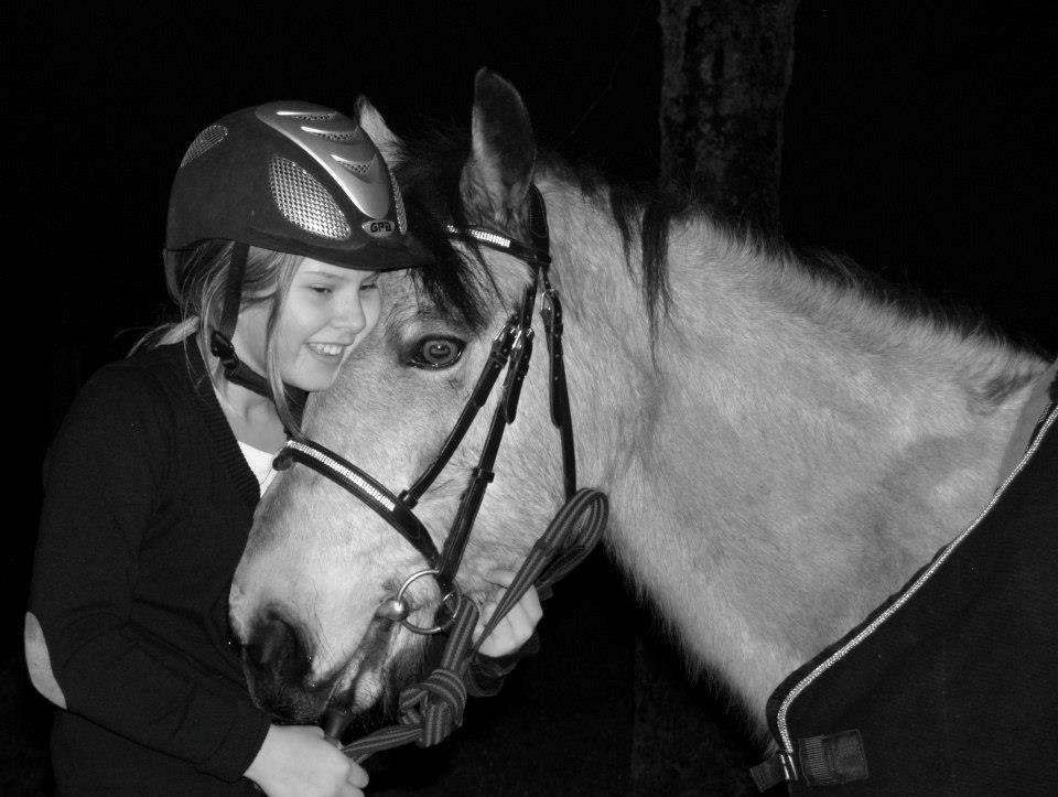 Anden særlig race Digelsgaardens Ginger(My little Girl)<3 <3 - Velkommen til Ginger's profil<3<3
Jeg elsker dig pony<3 <3
Taget af Nanna Christiansen <3 billede 1