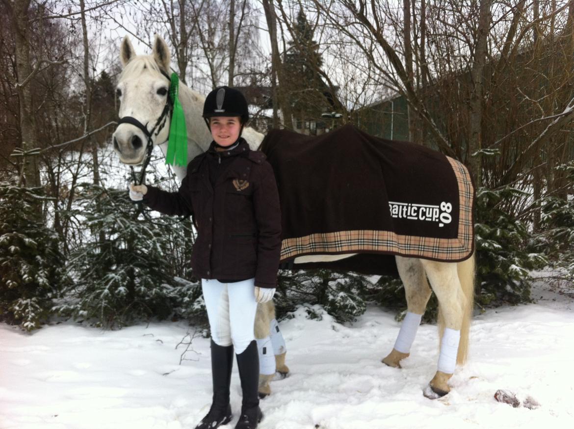 Anden særlig race Ronja  - Ronja til dressur stævne d. 10-02-13 1. Plads i LC2 og en samlet 4. plads i alle LC'er <3
Vi ville blive glade hvis i lagde en bedømmelse og kommentar <3 billede 1