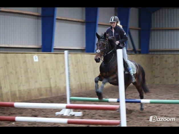 Traver Pia H S (Becca) - Linnea tager endnu en tur. c: billede 1