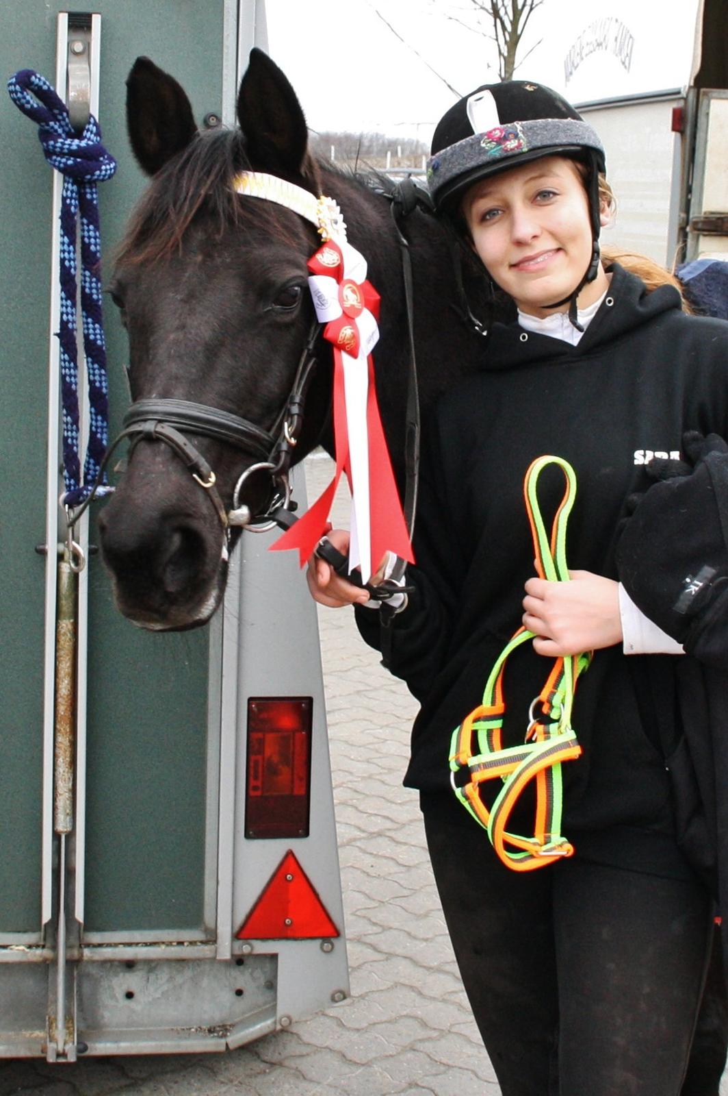 Anden særlig race Agerhøjgårds Avance - Avance og mig til vores første stævne hun var for sej ;) billede 26