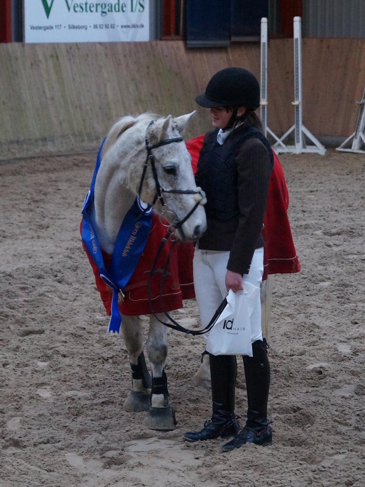 DSP Dundee:. <3 - stævne i Gjern, i cup for hest i en LE og LD billede 19