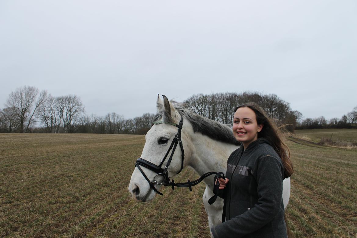 Anden særlig race Silver<3 - Han er grunden til jeg smiler.<3 02-03-13 billede 8