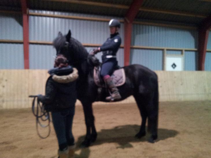 {{currentPhoto.altText}} billede {{currentPhoto.number}}