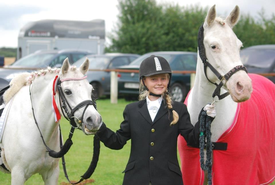 Connemara Mosedals Snowflake - Mine 2 dejlige prinsesser  billede 10