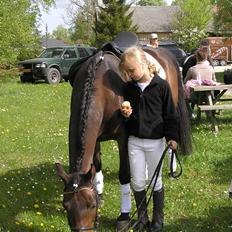 Anden særlig race Star (død september 2014)